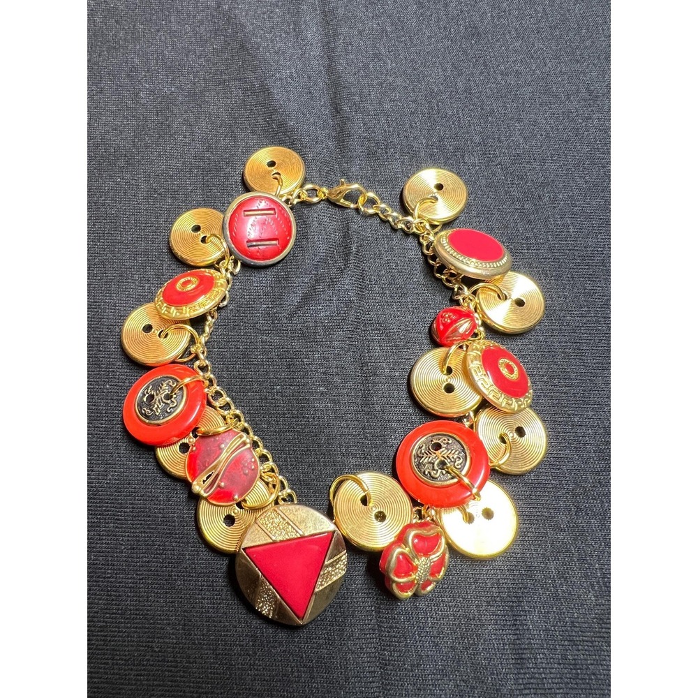 Vintage Button Charm Bracelet: Gold‎ and Red Buttons - 8 Inch